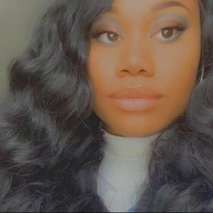 Meet your Posher, Alisha